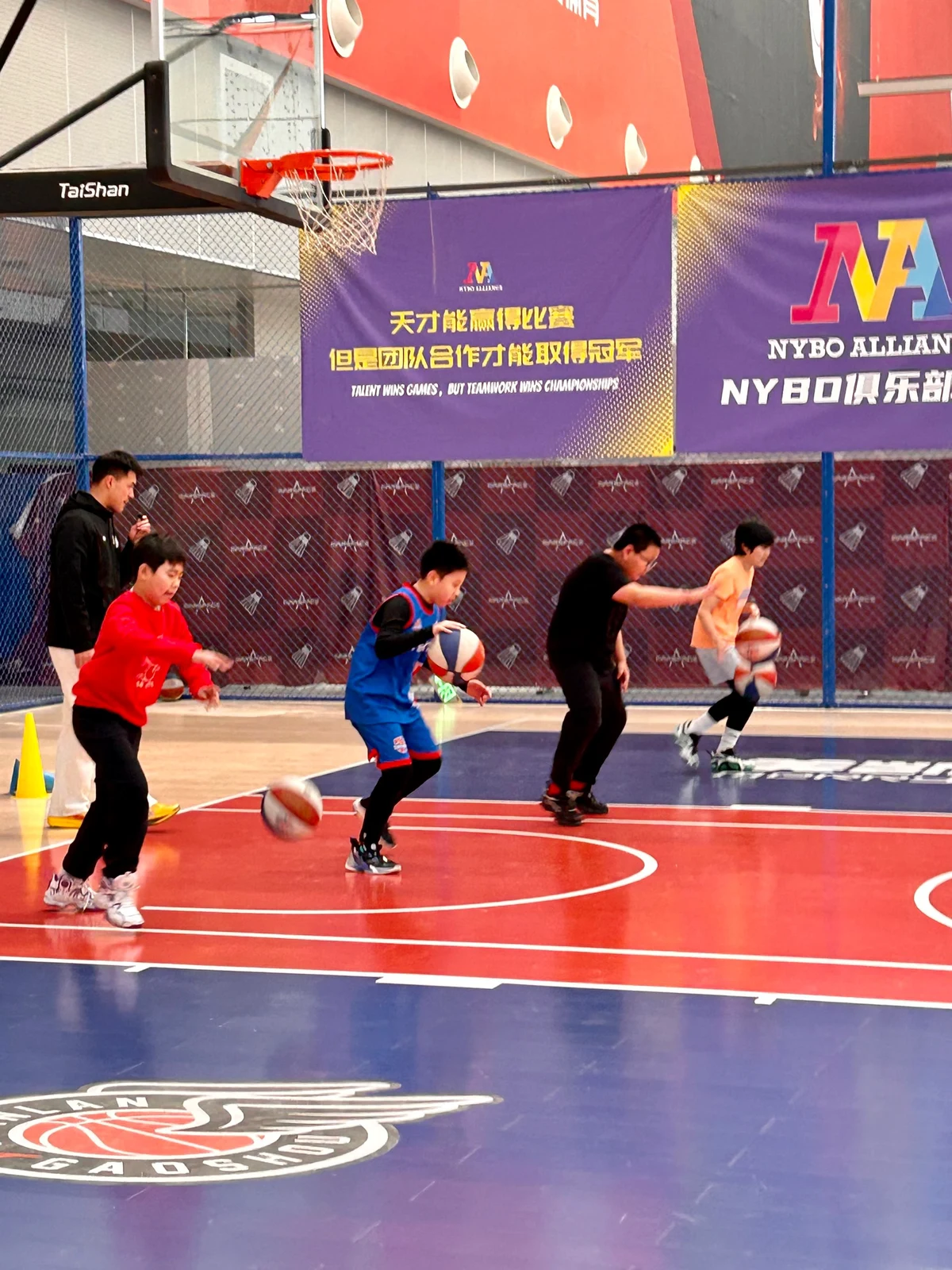 为什么智能预警能帮助篮球教练更好地指导球员_1